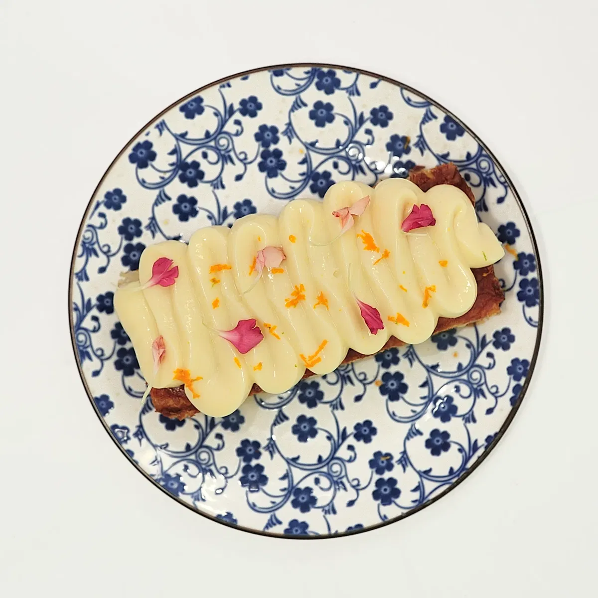 Orange phyllo cake